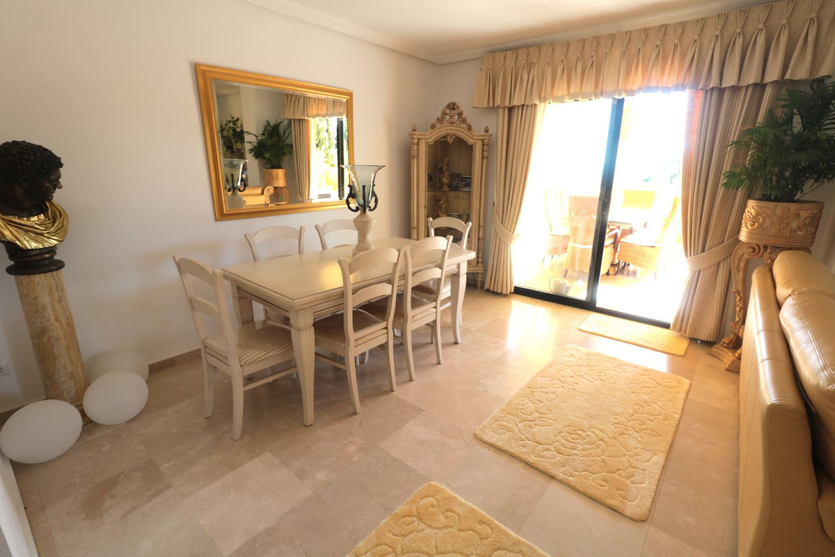 Se vende Apartamento Planta Baja de 3 dormitorios en Costa Del Sol, Málaga, España