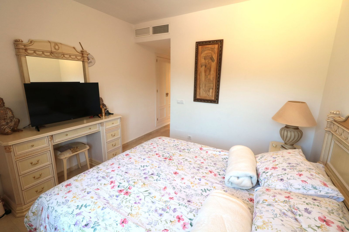 Se vende Apartamento Planta Baja de 3 dormitorios en Costa Del Sol, Málaga, España
