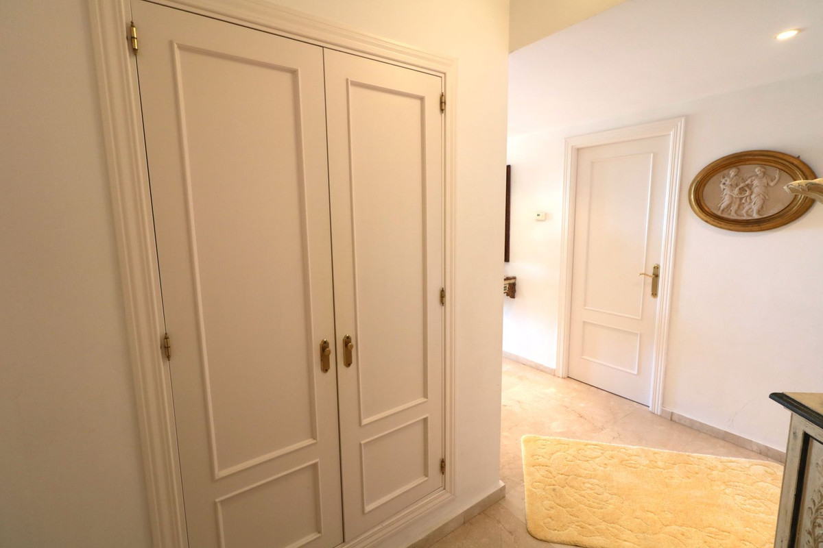Se vende Apartamento Planta Baja de 3 dormitorios en Costa Del Sol, Málaga, España
