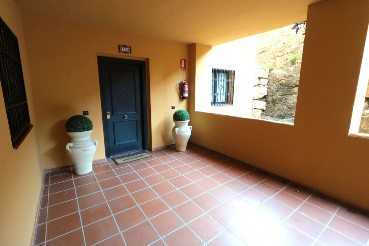 Se vende Apartamento Planta Baja de 3 dormitorios en Costa Del Sol, Málaga, España