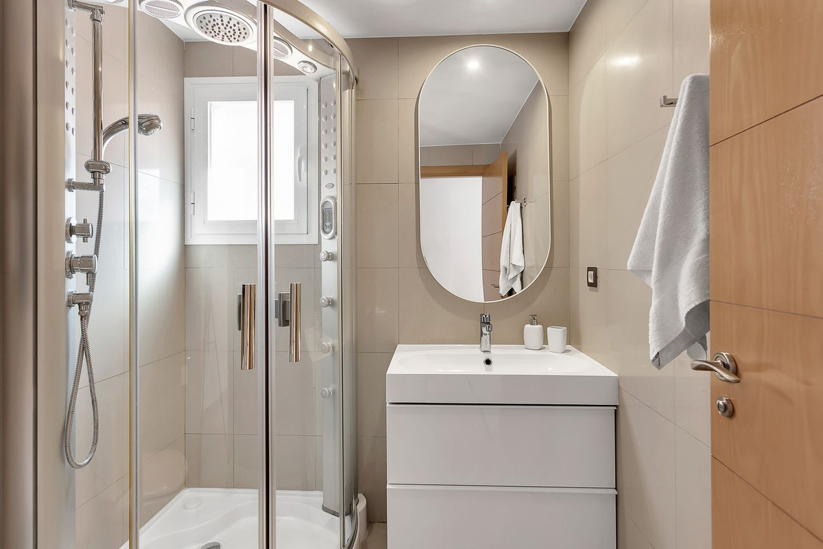 3 Bed Apartment for sale in New Golden Mile Costa Del Sol, Málaga, Spain