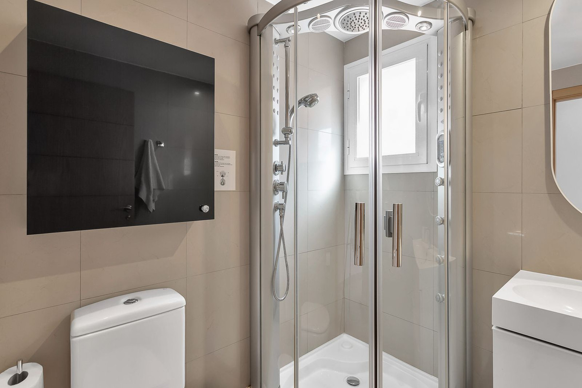 3 Bed Apartment for sale in New Golden Mile Costa Del Sol, Málaga, Spain