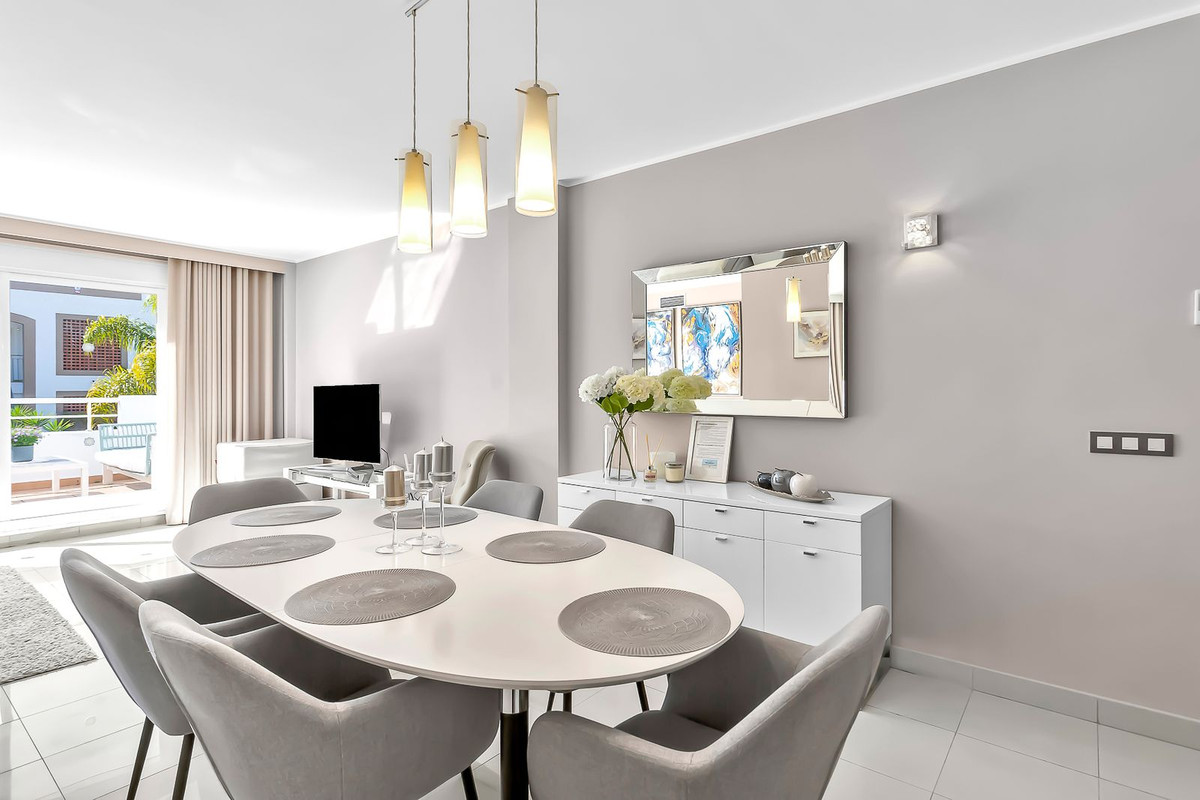 3 Bed Apartment for sale in New Golden Mile Costa Del Sol, Málaga, Spain