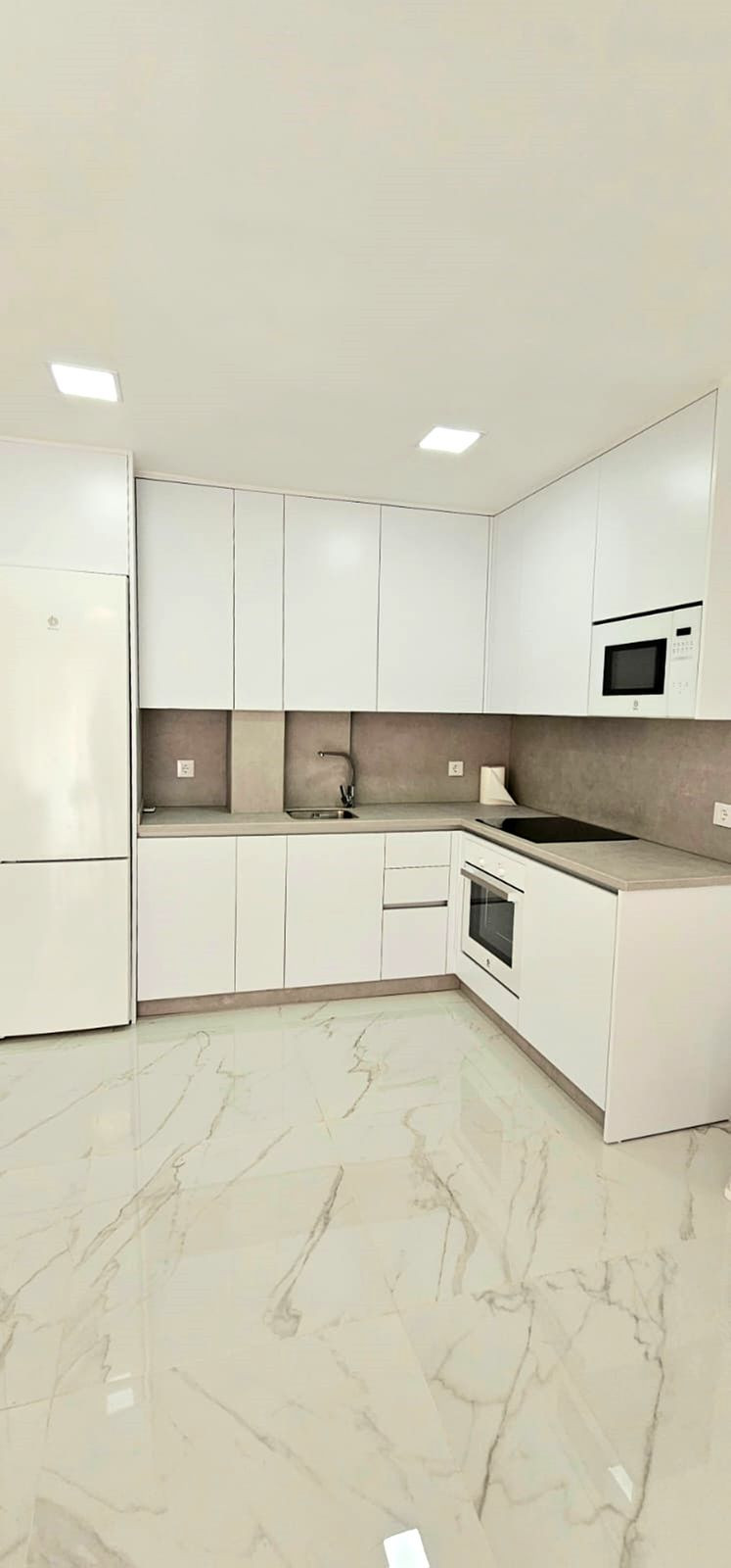 1 Bed Apartment for sale in Torreblanca Costa Del Sol, Málaga, Spain