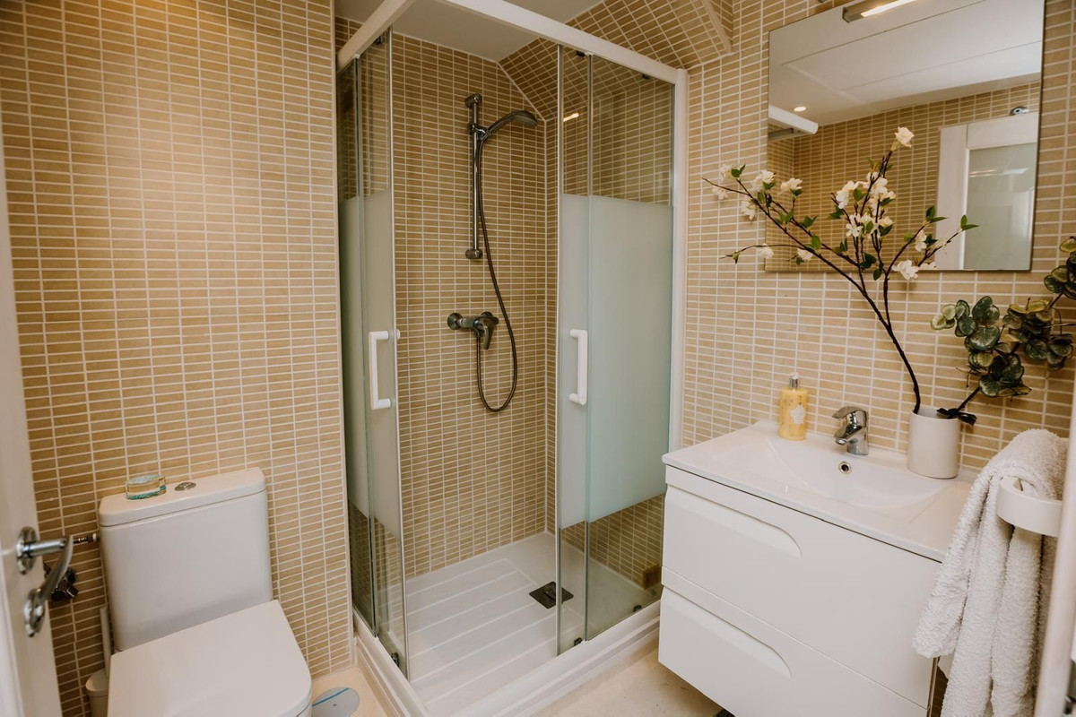 5 Bed Apartment for sale in Mijas Costa Del Sol, Málaga, Spain