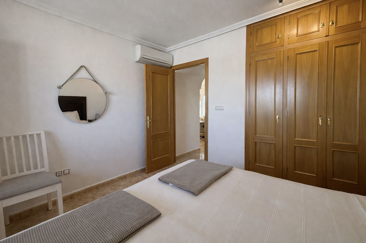 2 Bed Apartment for sale in Villamartin Costa Blanca, Alicante, Spain