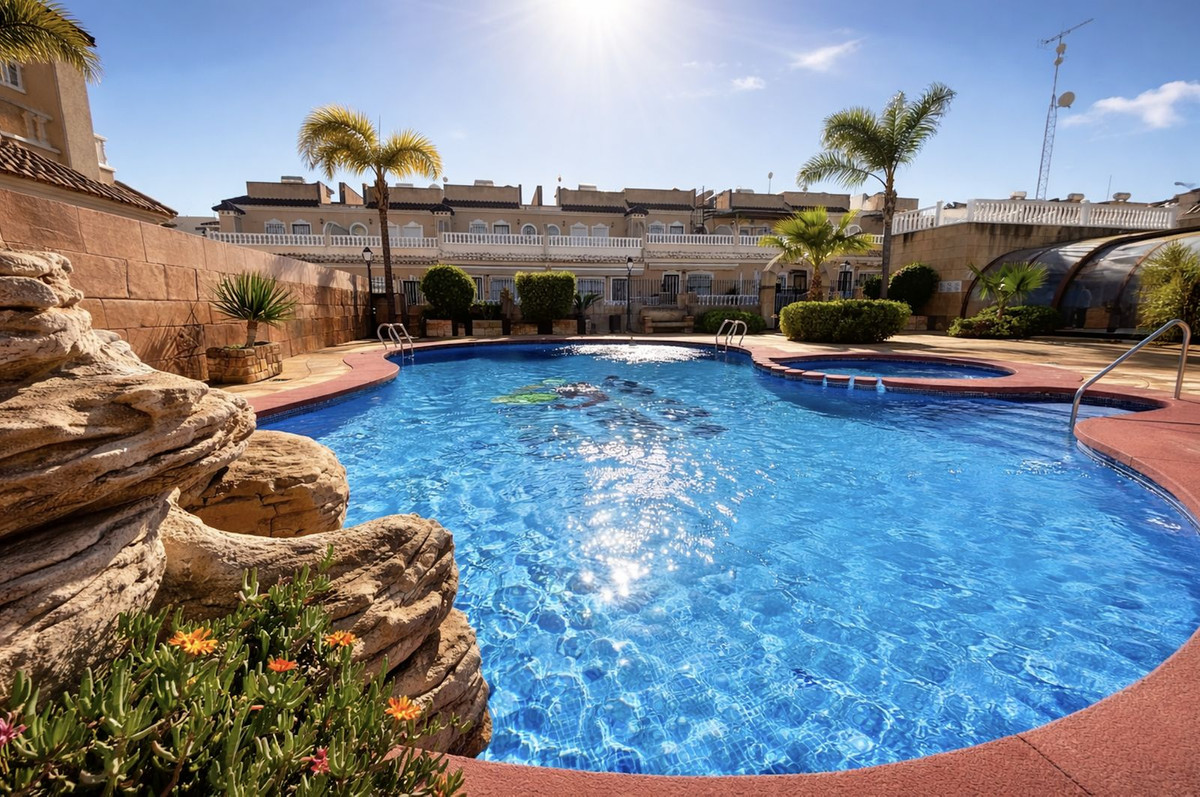 2 Bed Apartment for sale in Villamartin Costa Blanca, Alicante, Spain