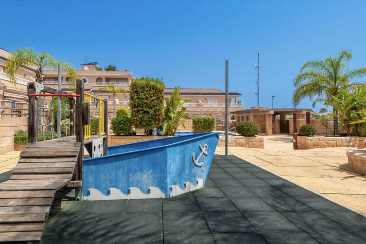 2 Bed Apartment for sale in Villamartin Costa Blanca, Alicante, Spain