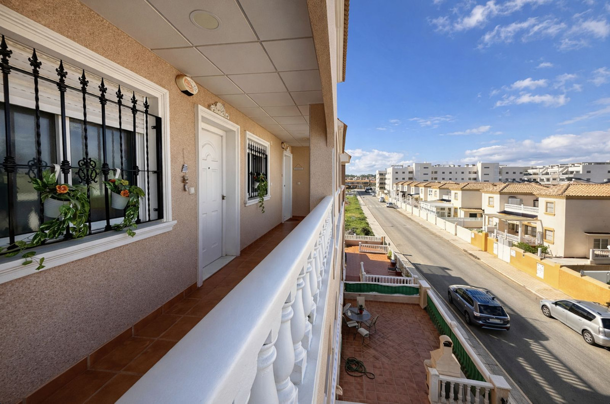 2 Bed Apartment for sale in Villamartin Costa Blanca, Alicante, Spain