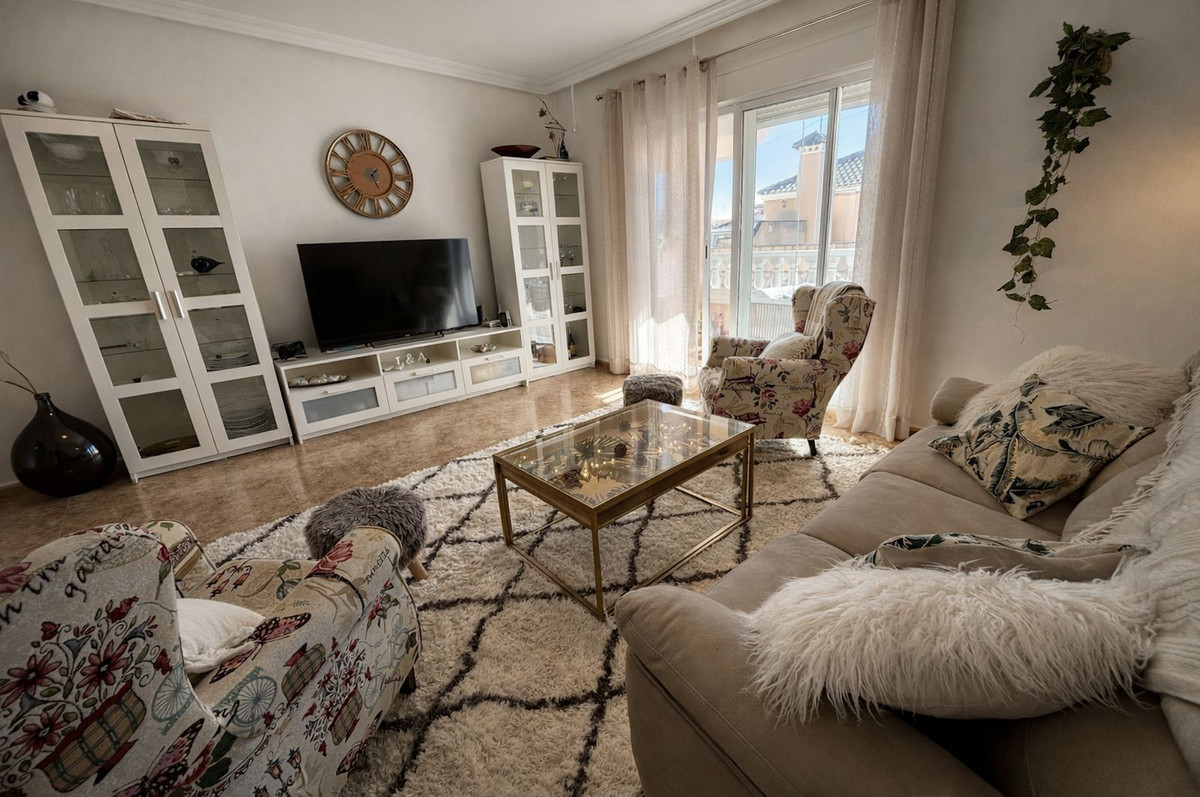 2 Bed Apartment for sale in Villamartin Costa Blanca, Alicante, Spain