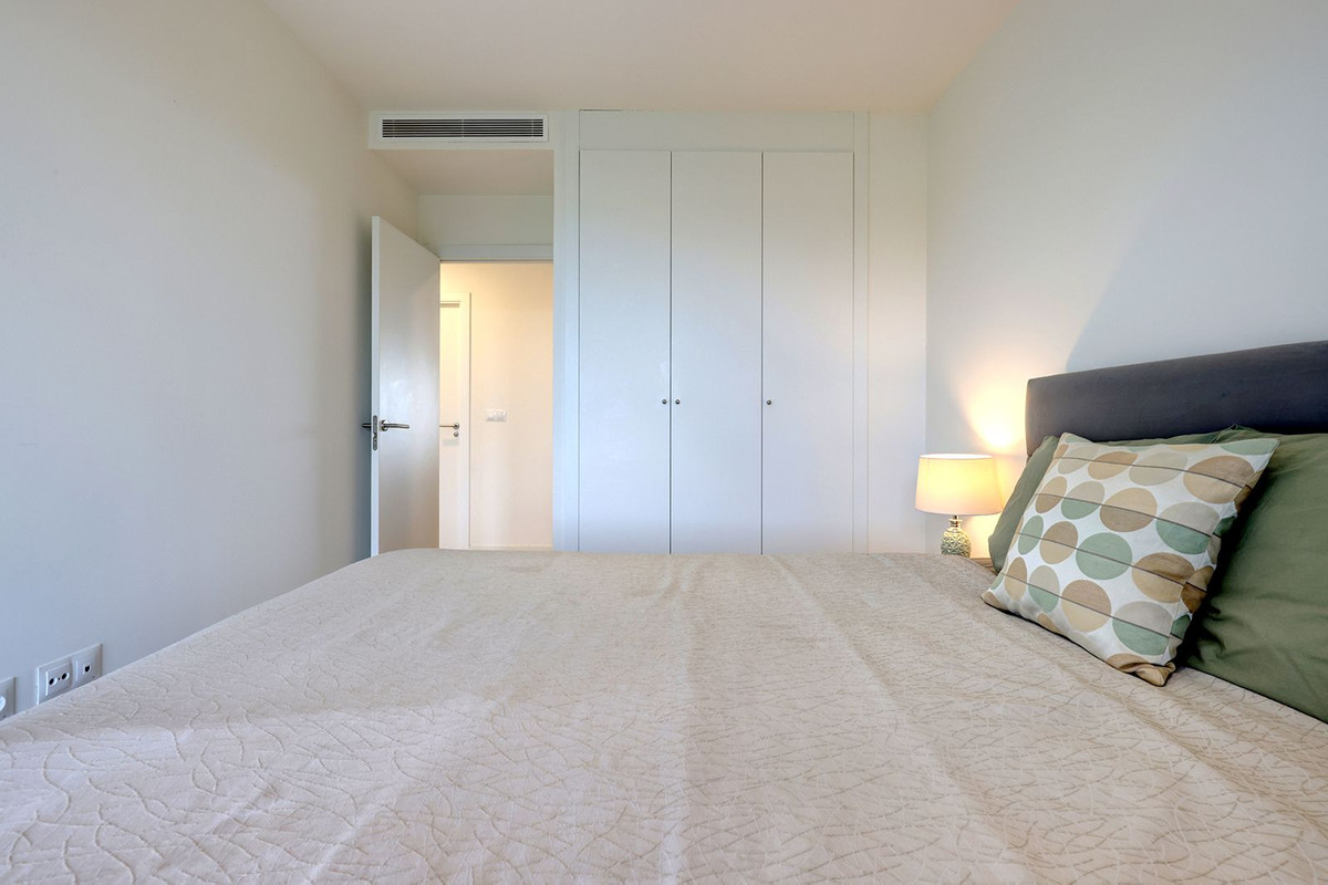 3 Bed Apartment for sale in Casares Costa Del Sol, Málaga, Spain