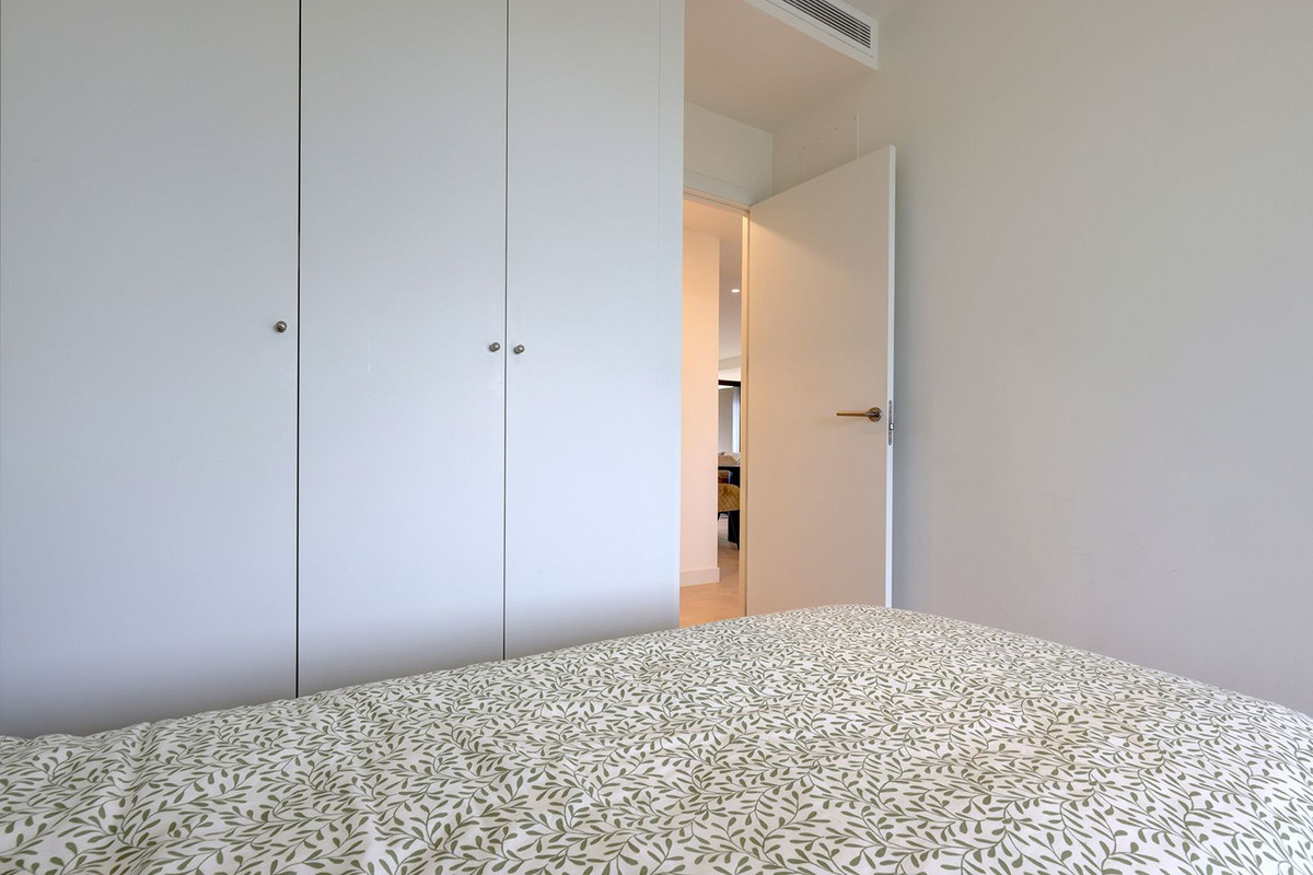 3 Bed Apartment for sale in Casares Costa Del Sol, Málaga, Spain