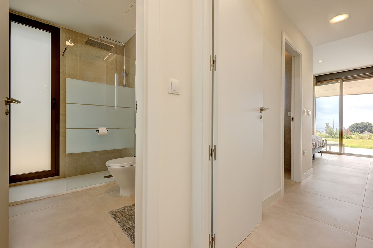 3 Bed Apartment for sale in Casares Costa Del Sol, Málaga, Spain