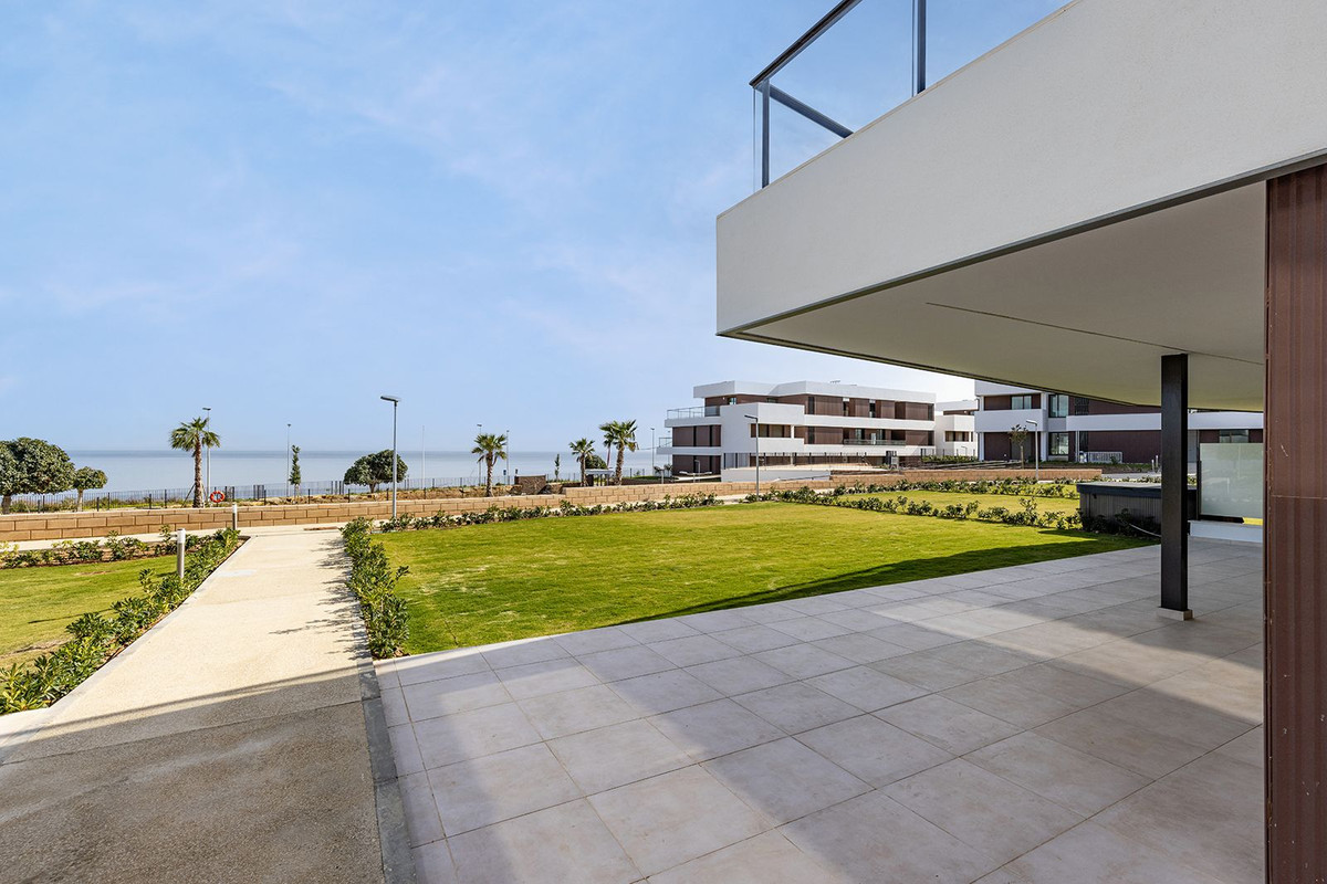 3 Bed Apartment for sale in Casares Costa Del Sol, Málaga, Spain