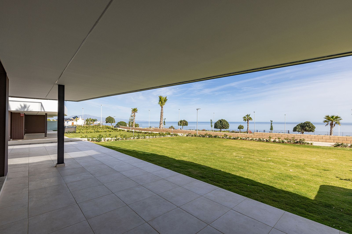3 Bed Apartment for sale in Casares Costa Del Sol, Málaga, Spain