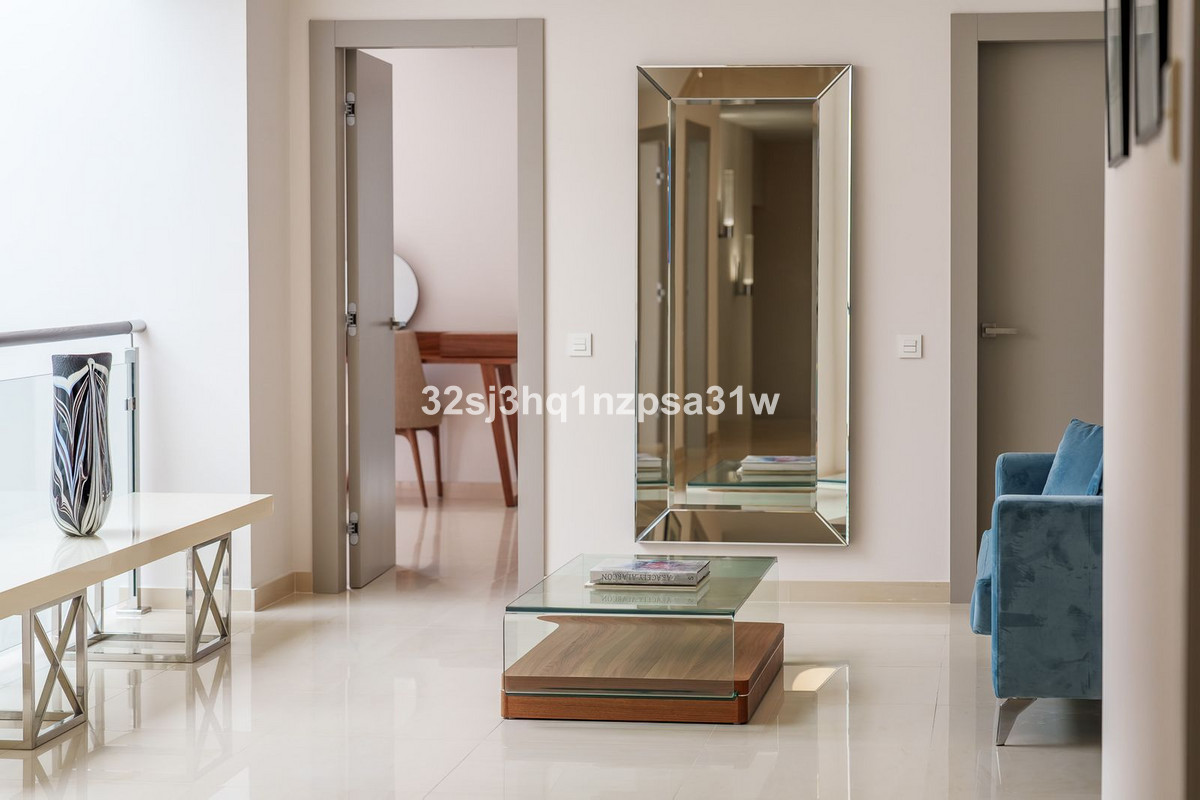 Se vende Apartamento Planta Baja de 6 dormitorios en Costa Del Sol, Málaga, España