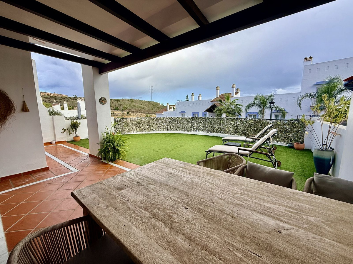 3 Bed Apartment for sale in Benahavís Costa Del Sol, Málaga, Spain