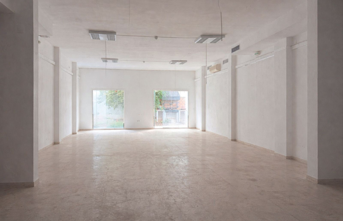 Se vende Apartamento Planta Baja de 6 dormitorios en Costa Del Sol, Málaga, España