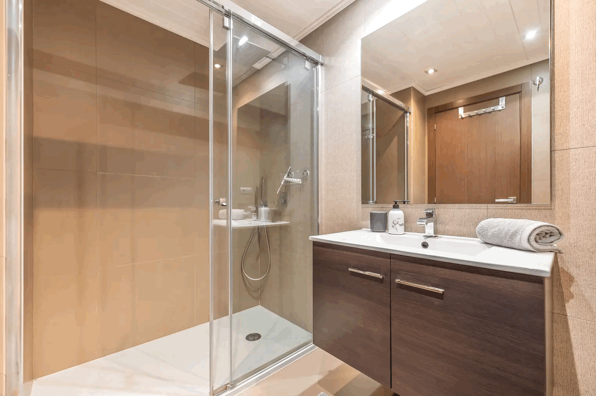 3 Bed Apartment for sale in Los Arqueros Costa Del Sol, Málaga, Spain