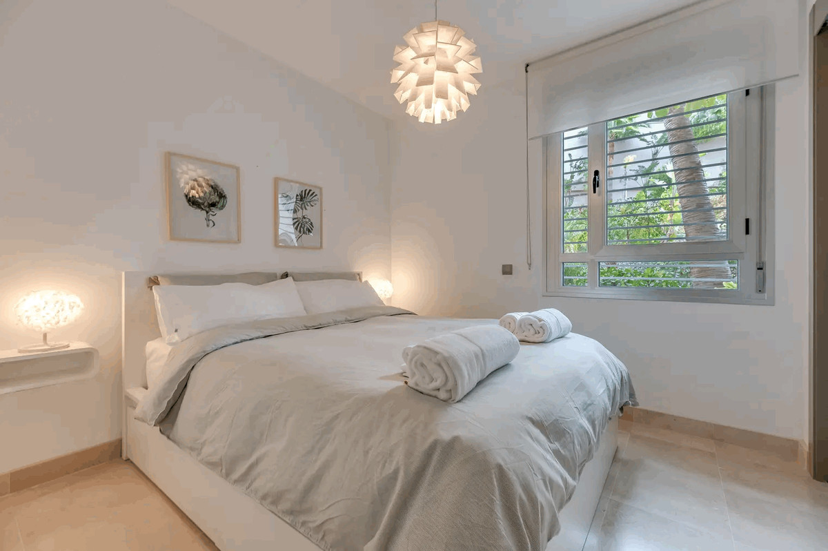 3 Bed Apartment for sale in Los Arqueros Costa Del Sol, Málaga, Spain