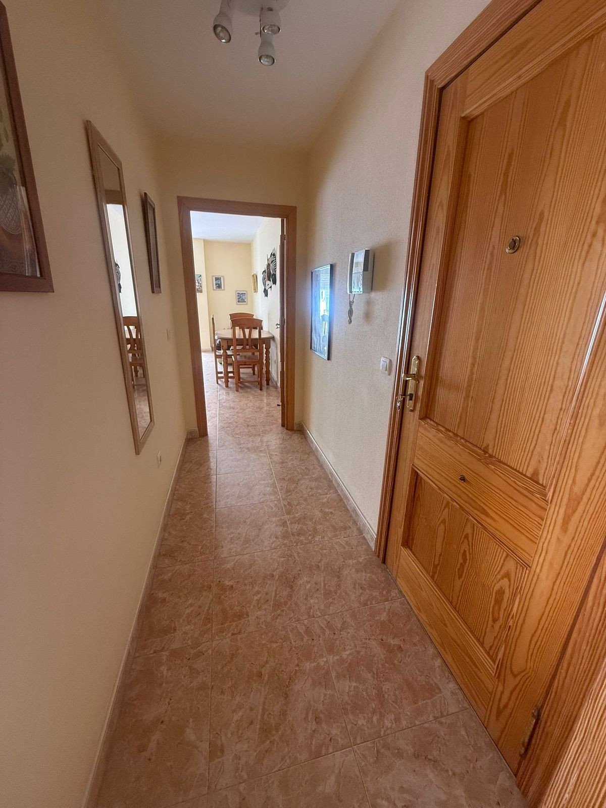 Se vende Apartamento Planta Media de 3 dormitorios en Costa Del Sol, Málaga, España