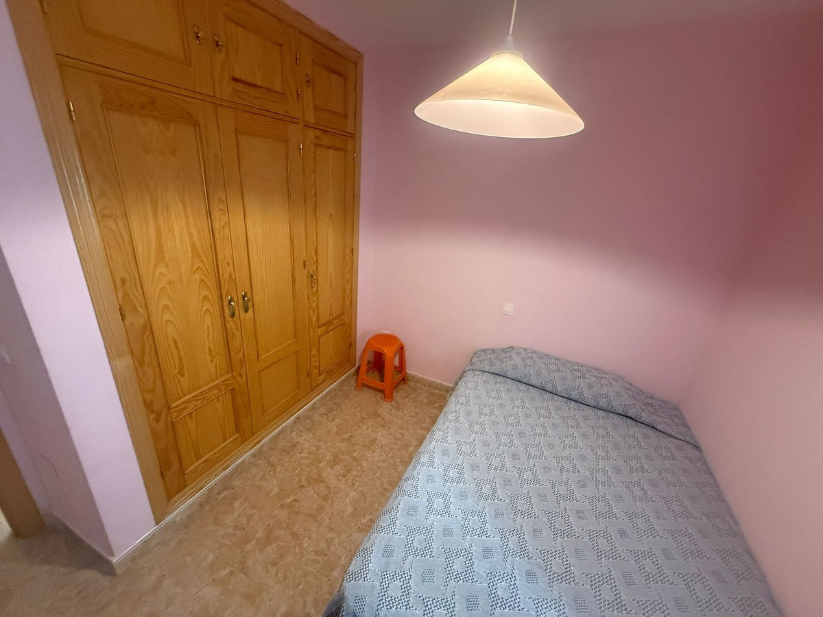 Se vende Apartamento Planta Media de 3 dormitorios en Costa Del Sol, Málaga, España