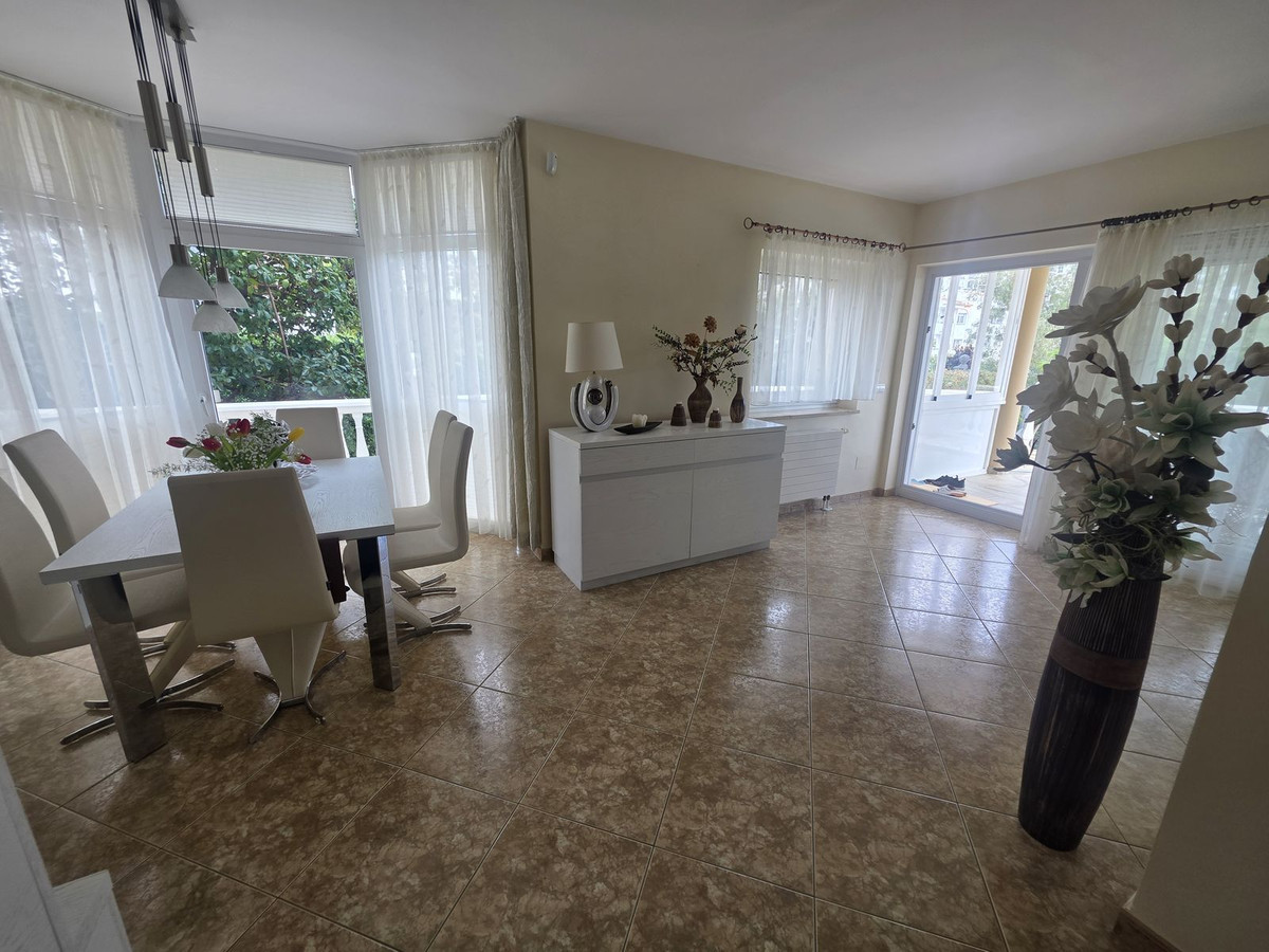Se vende Villa - Chalet de 2 dormitorios en Costa Del Sol, Málaga, España
