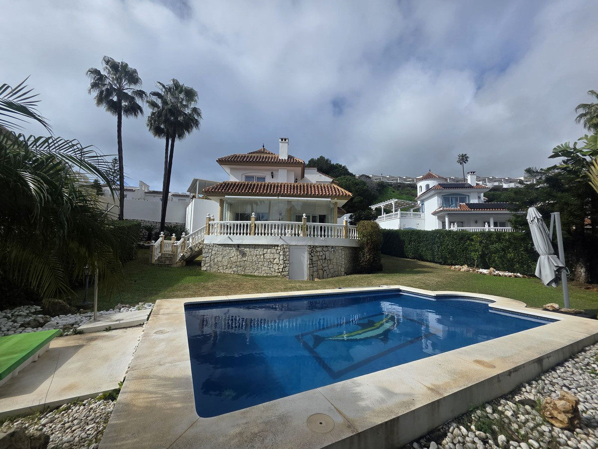 Se vende Villa - Chalet de 2 dormitorios en Costa Del Sol, Málaga, España