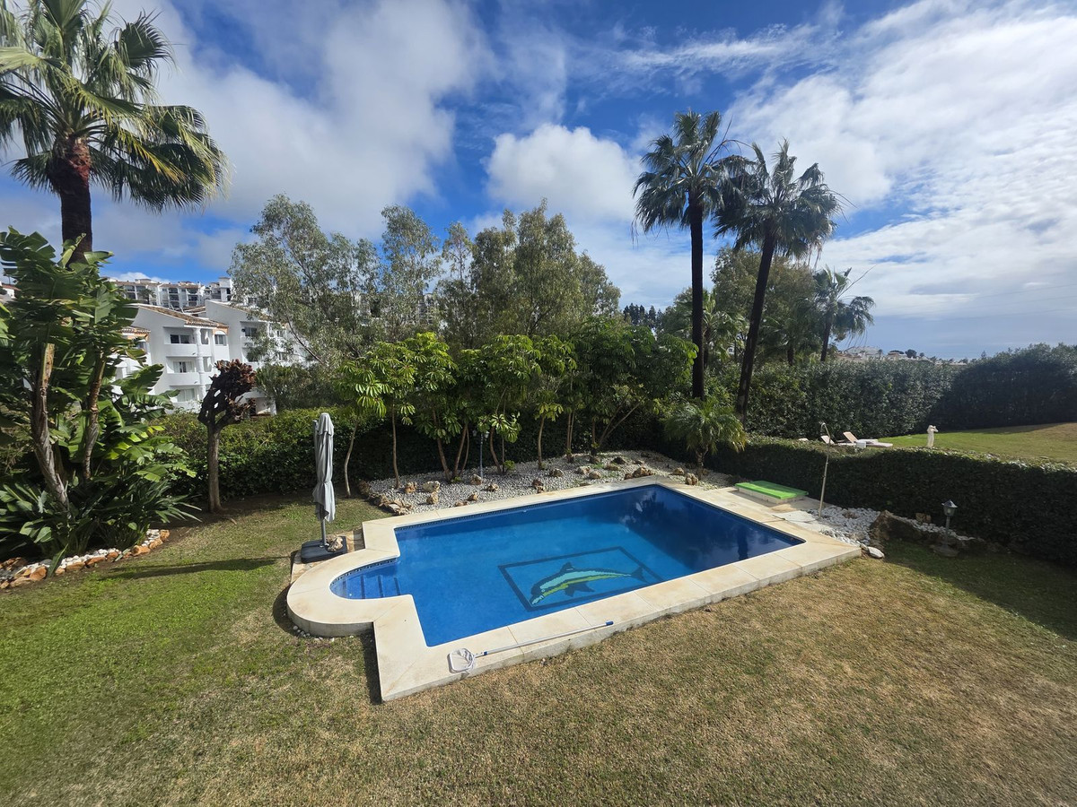 Se vende Villa - Chalet de 2 dormitorios en Costa Del Sol, Málaga, España