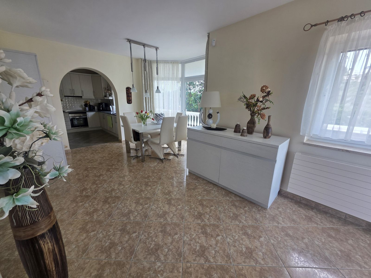 Se vende Villa - Chalet de 2 dormitorios en Costa Del Sol, Málaga, España