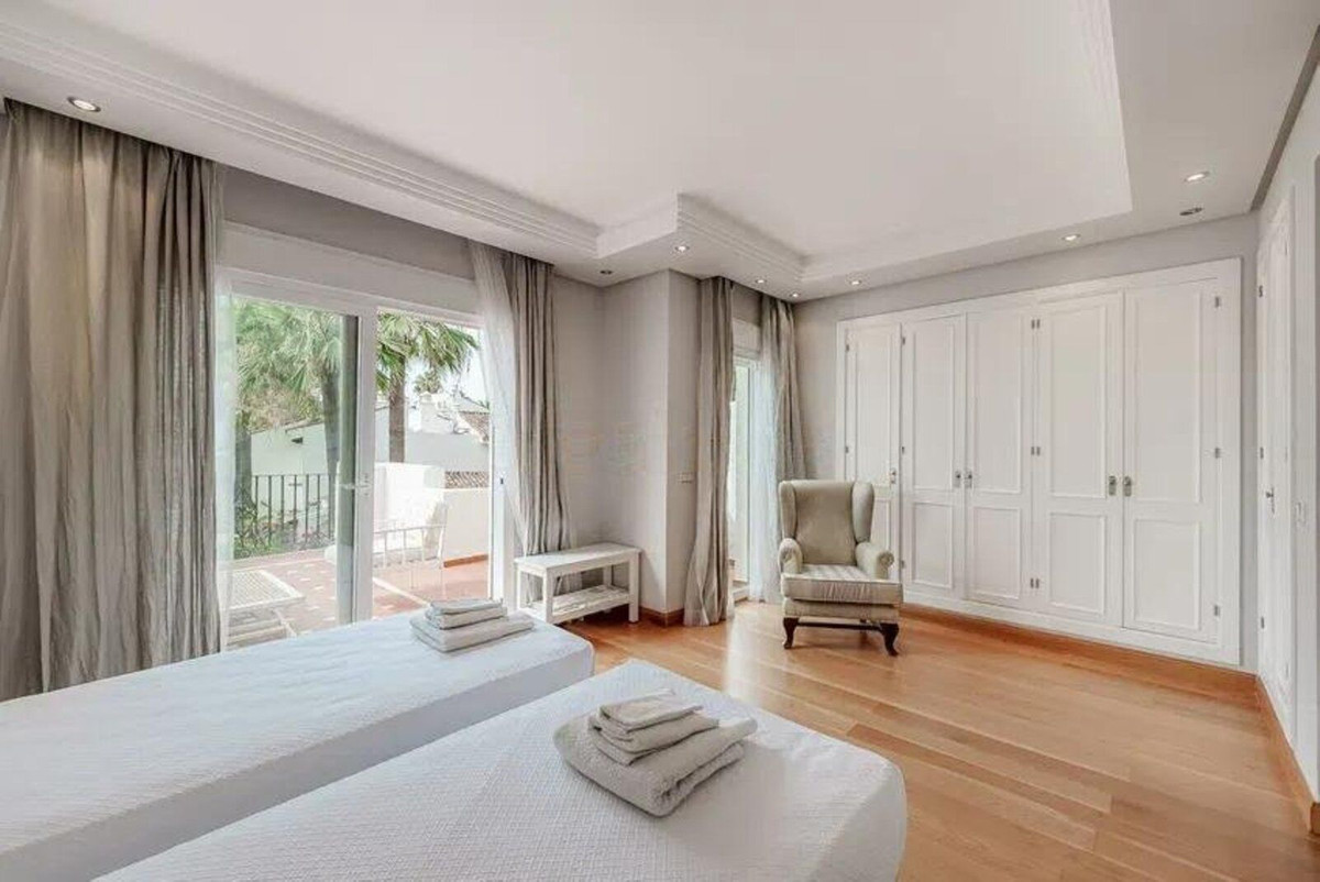 4 Bed Townhouse for sale in Costalita Costa Del Sol, Málaga, Spain