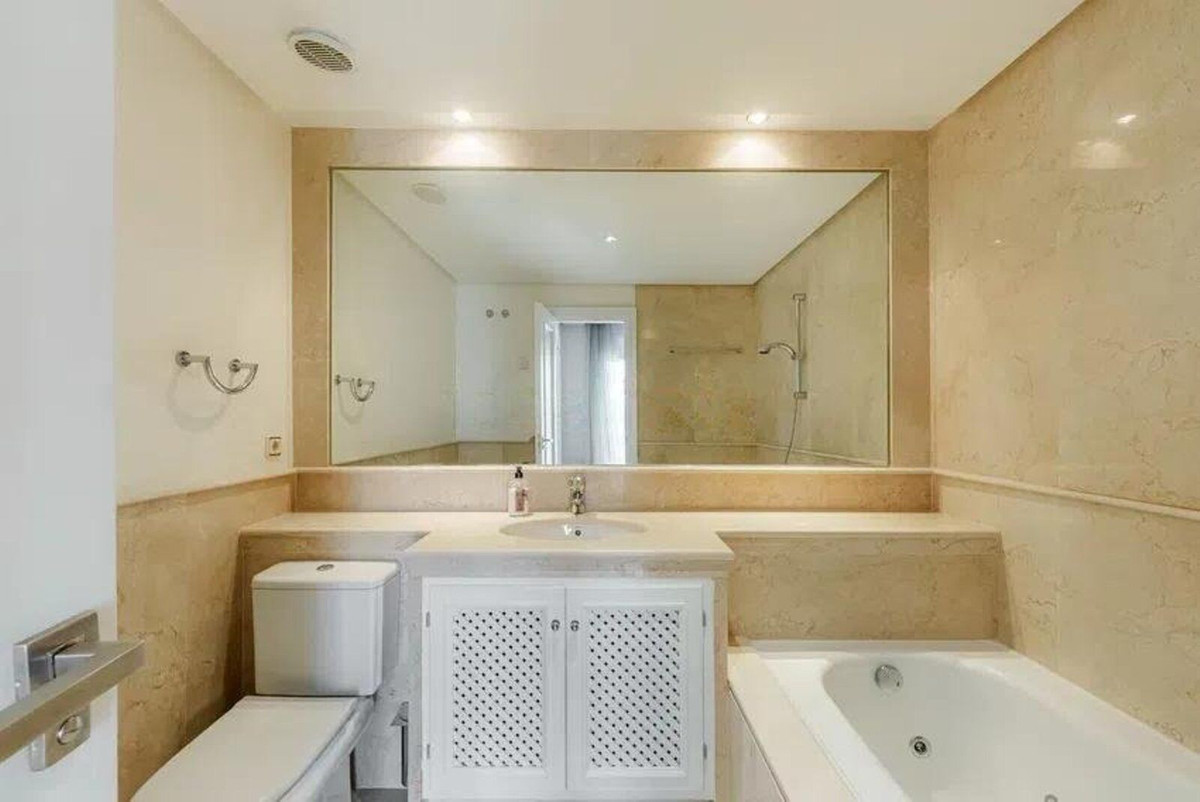 4 Bed Townhouse for sale in Costalita Costa Del Sol, Málaga, Spain