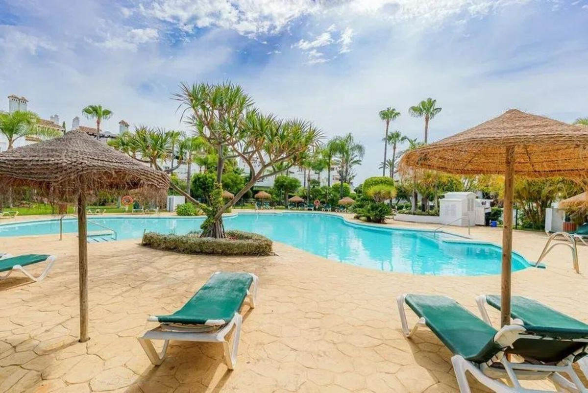 4 Bed Townhouse for sale in Costalita Costa Del Sol, Málaga, Spain