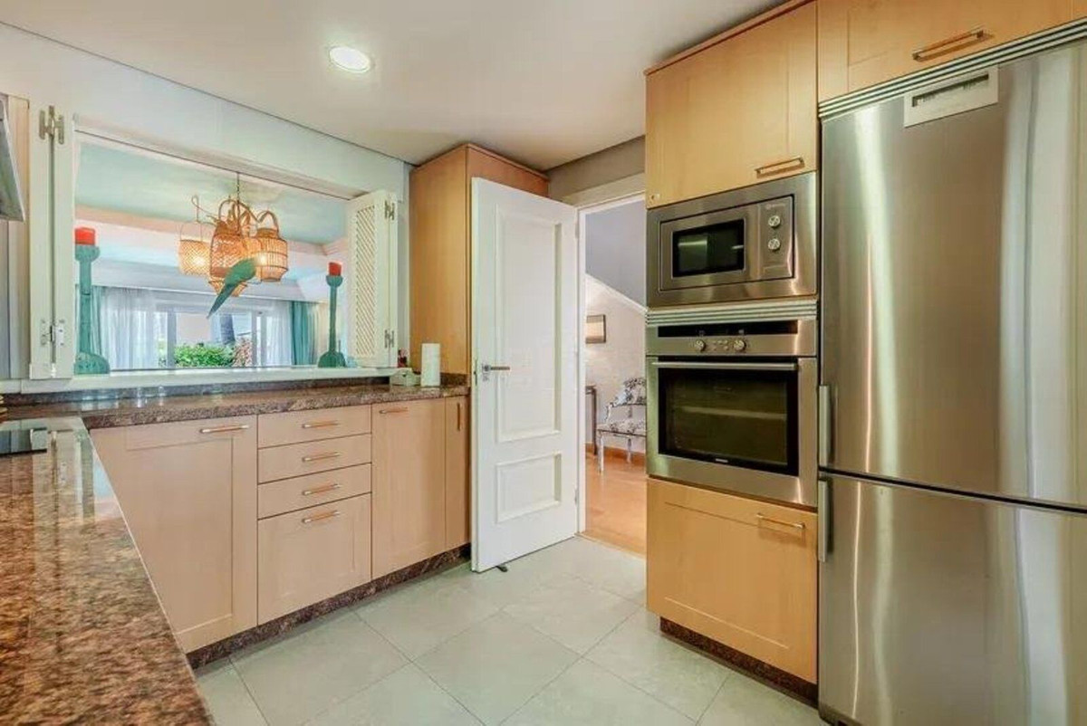 4 Bed Townhouse for sale in Costalita Costa Del Sol, Málaga, Spain