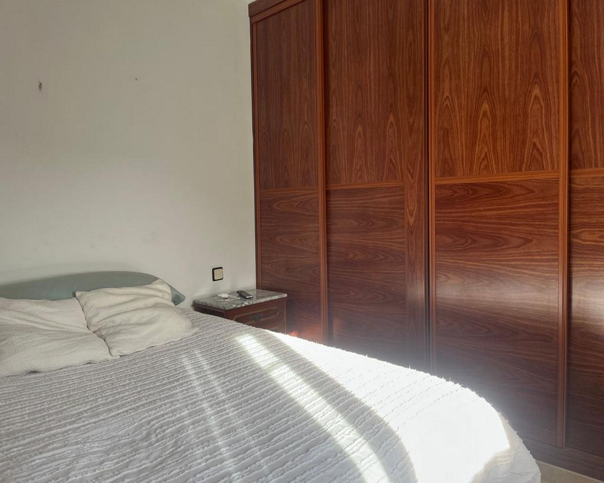 2 Bed Apartment for sale in Calahonda Costa Del Sol, Málaga, Spain