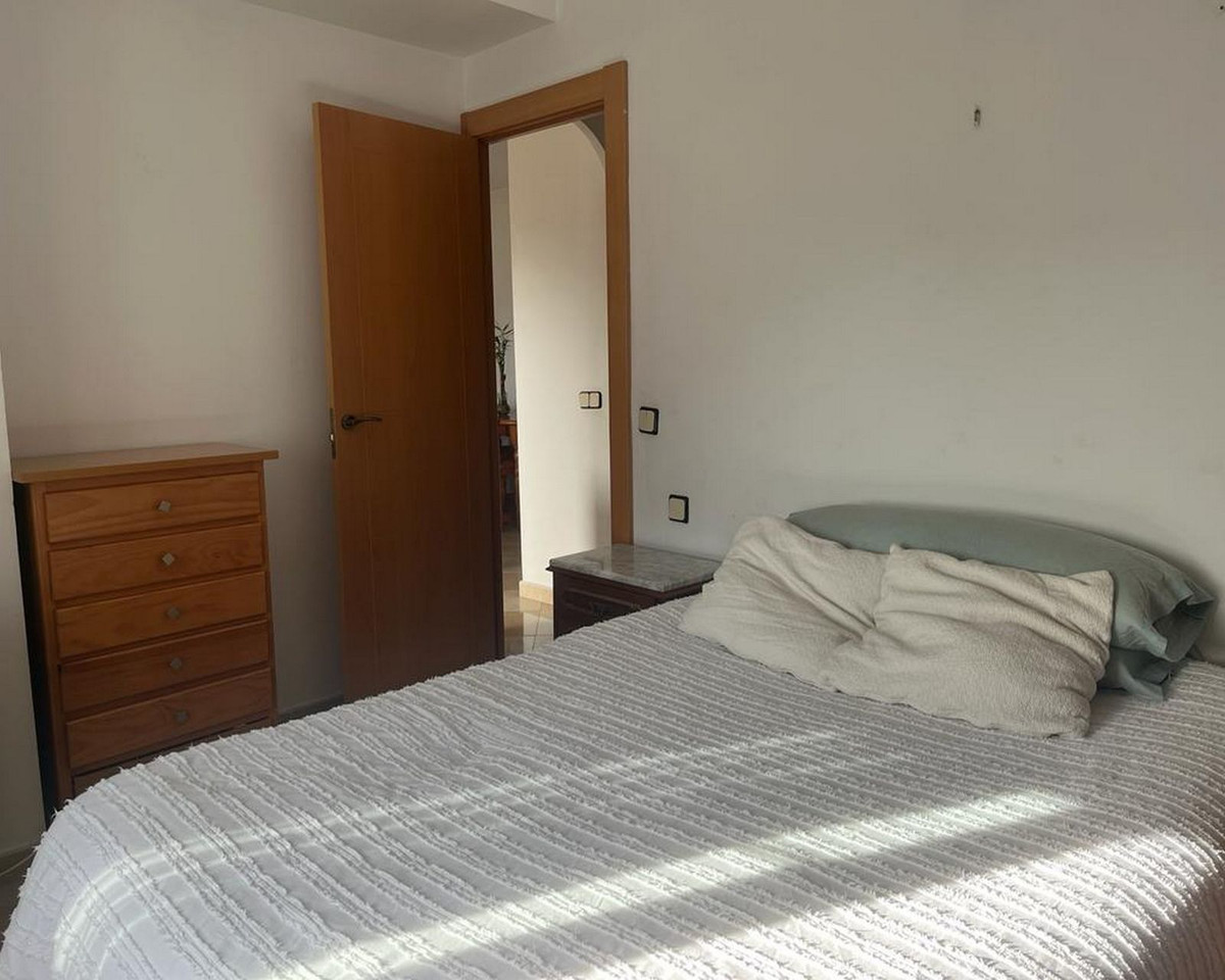 2 Bed Apartment for sale in Calahonda Costa Del Sol, Málaga, Spain