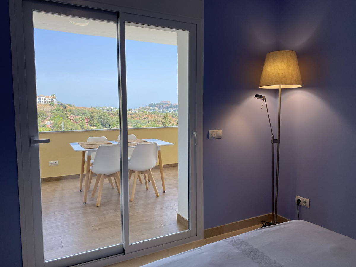 3 Bed Apartment for sale in Benahavís Costa Del Sol, Málaga, Spain