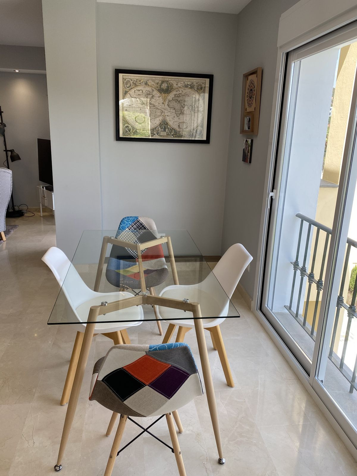 3 Bed Apartment for sale in Benahavís Costa Del Sol, Málaga, Spain