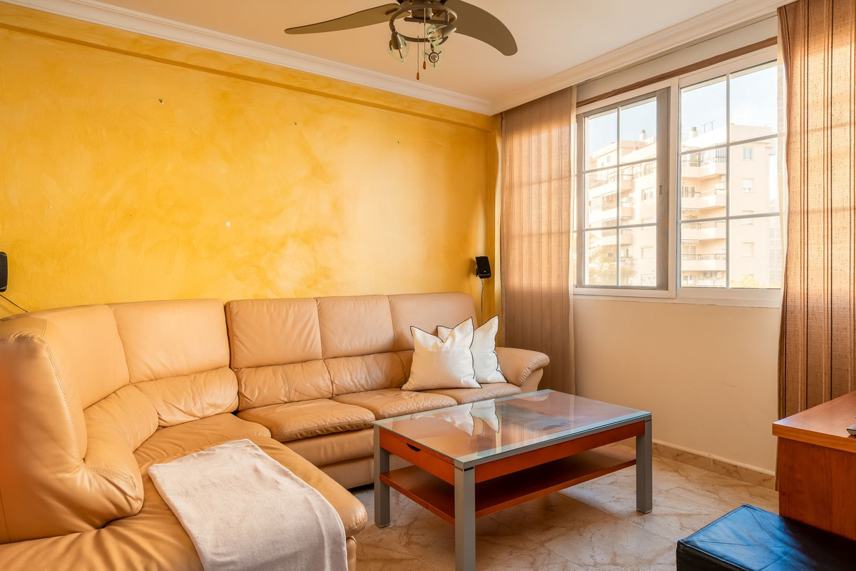 Se vende Apartamento en Planta Última de 2 dormitorios en Costa Del Sol, Málaga, España