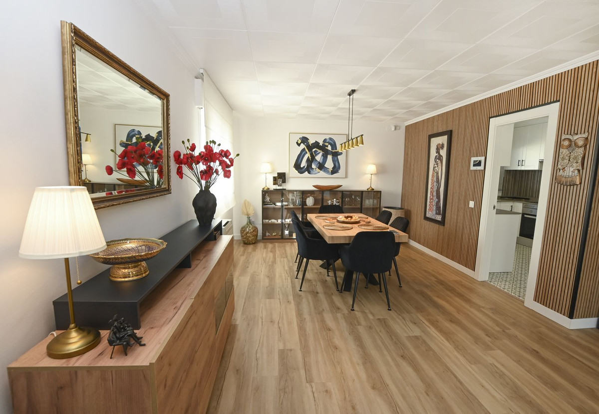Se vende Villa - Chalet de 4 dormitorios en Costa Blanca, Alicante, España