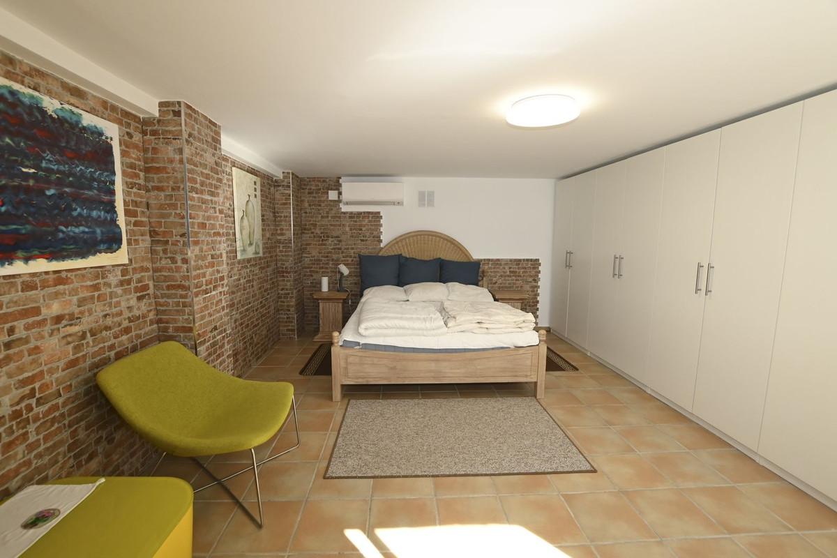 Se vende Villa - Chalet de 4 dormitorios en Costa Blanca, Alicante, España
