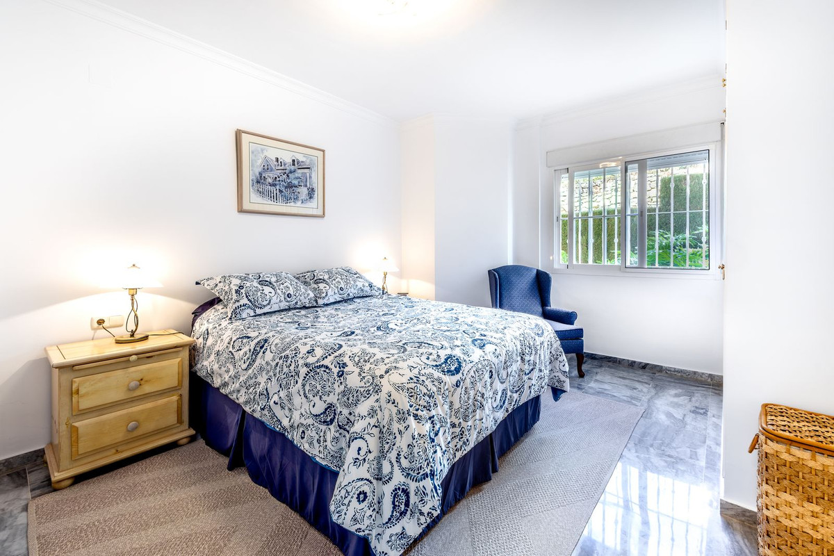 3 Bed Apartment for sale in Alhaurin Golf Costa Del Sol, Málaga, Spain