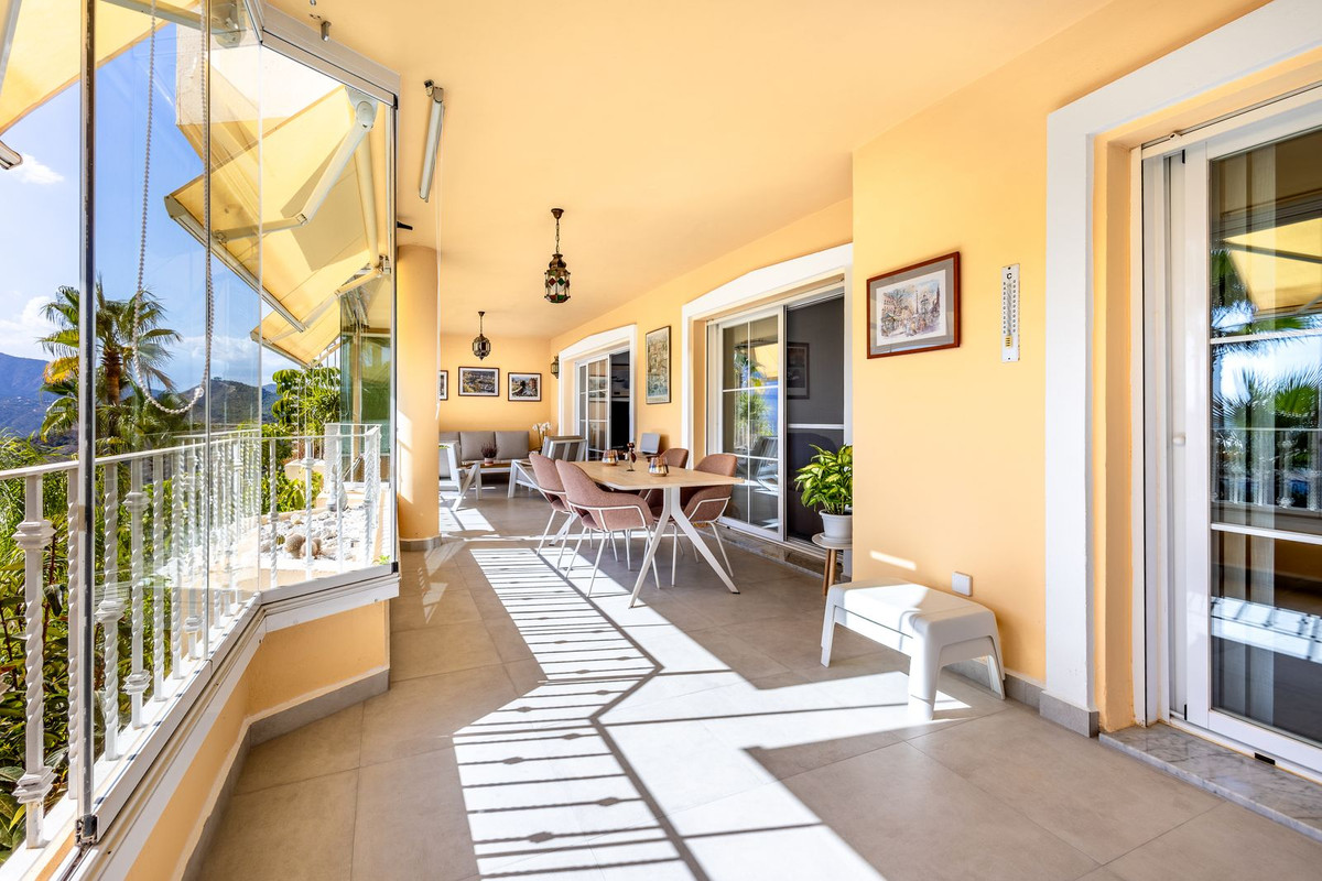 3 Bed Apartment for sale in Alhaurin Golf Costa Del Sol, Málaga, Spain