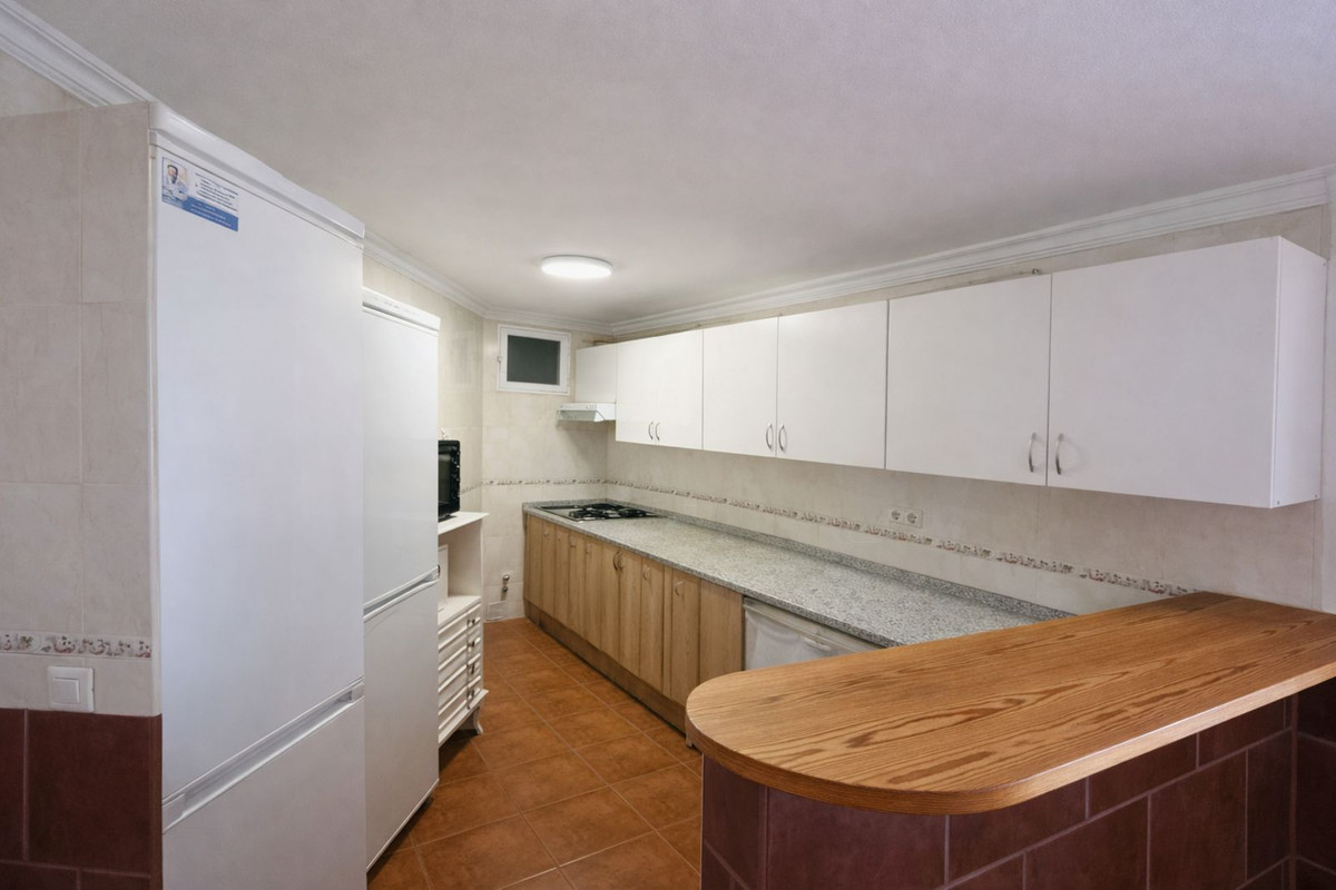 Se vende Apartamento Planta Media de 3 dormitorios en Costa Del Sol, Málaga, España