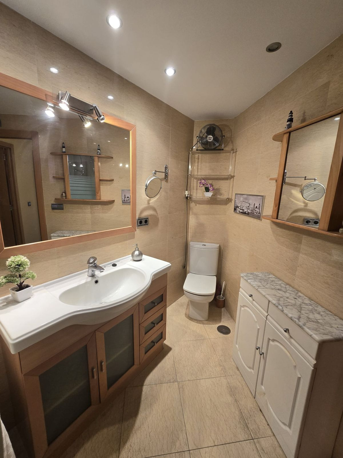 1 Bed Apartment for sale in Marbella Costa Del Sol, Málaga, Spain