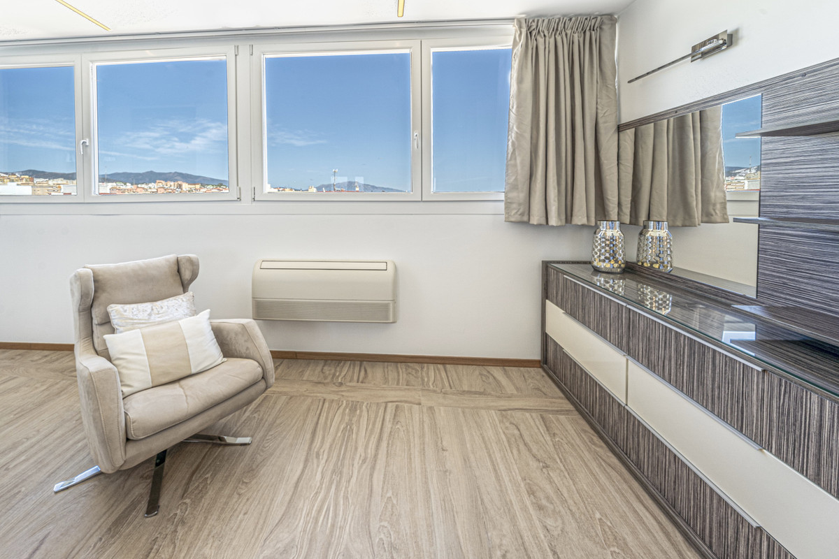 2 Bed Apartment for sale in Estepona Costa Del Sol, Málaga, Spain