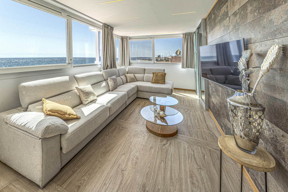 2 Bed Apartment for sale in Estepona Costa Del Sol, Málaga, Spain