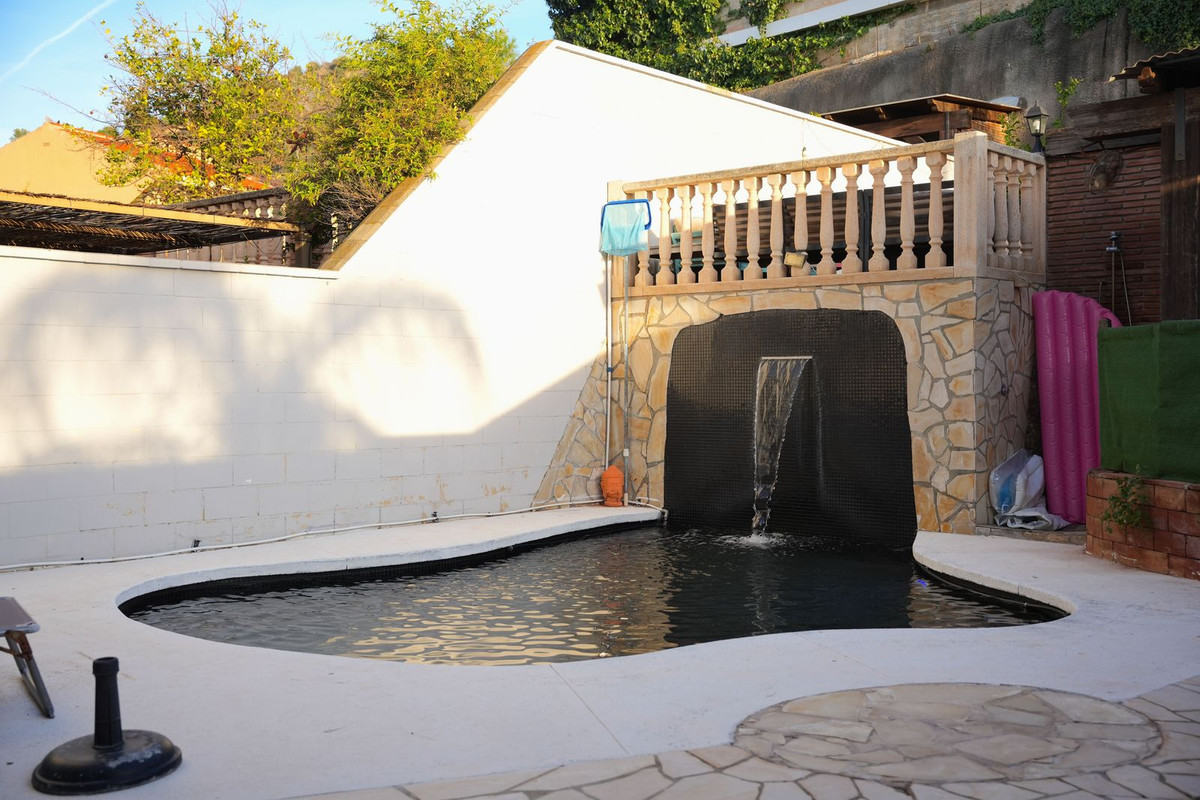 4 Bed Townhouse for sale in Puerto De La Torre Costa Del Sol, Málaga, Spain