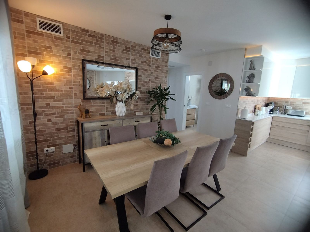 5 Bed Townhouse for sale in Torrevieja Costa Blanca, Alicante, Spain