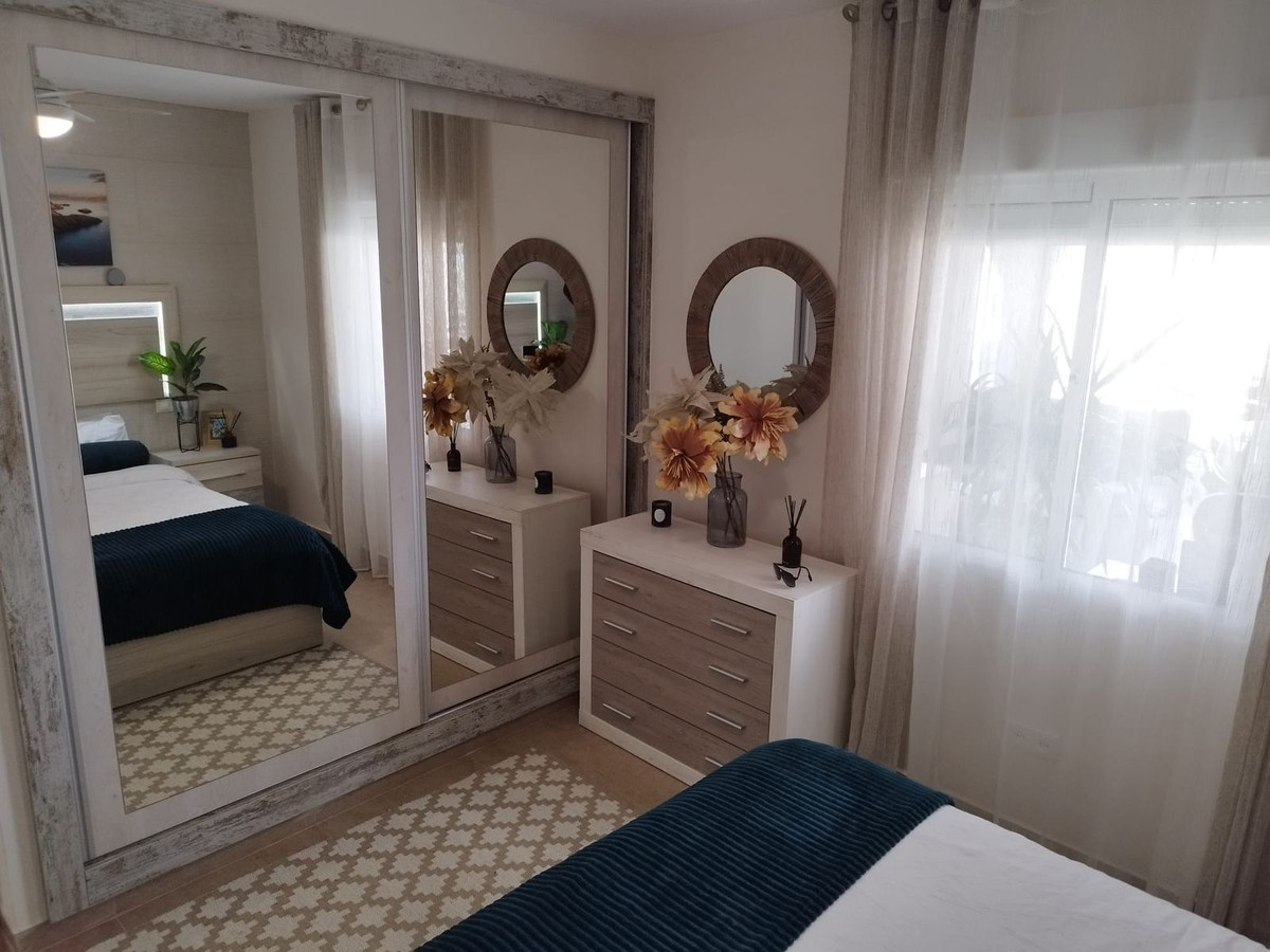 5 Bed Townhouse for sale in Torrevieja Costa Blanca, Alicante, Spain